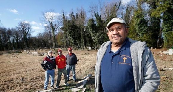Read more about the article Man Works to Restore Historic African American Cemetery