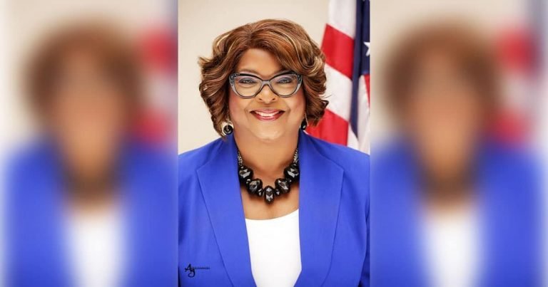 Read more about the article Ella Jones Becomes First African American And First Woman Elected Mayor In Ferguson, MO