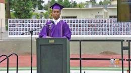 Read more about the article Devon Feel Becomes First African American Valedictorian at Oakland Tech