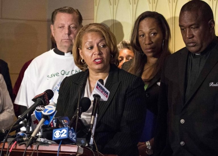 Read more about the article Chicago confirms 1st Black woman as city fire commissioner