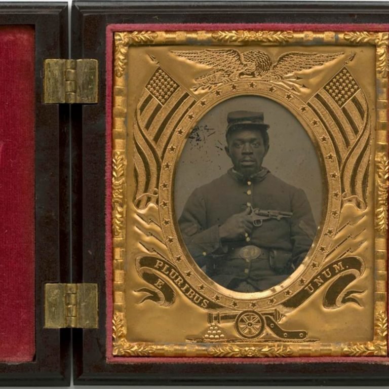 Read more about the article Rarely-seen photos tell the story of America’s Black Civil War soldiers