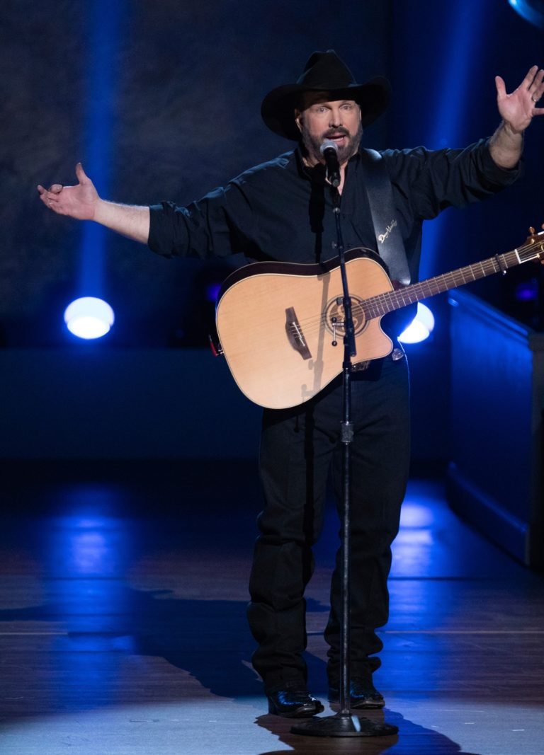 Read more about the article Couple looking to buy historic African American school in North Carolina file lawsuit, citing racial discrimination