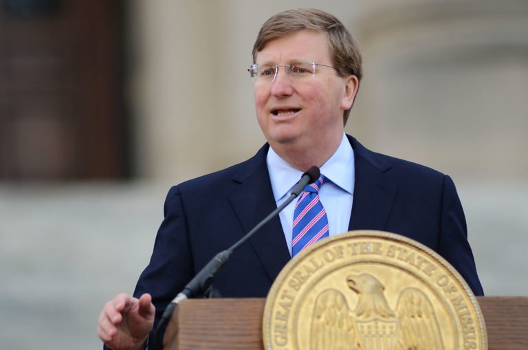 Read more about the article Gov. Tate Reeves vetoes bill easing Jim Crow-era voting restrictions