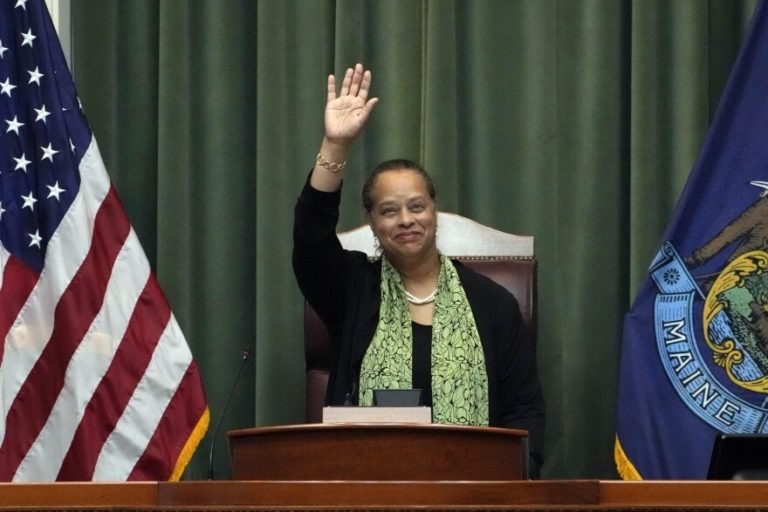 Read more about the article Rachel Talbot Ross becomes 1st Black House speaker in Maine’s history