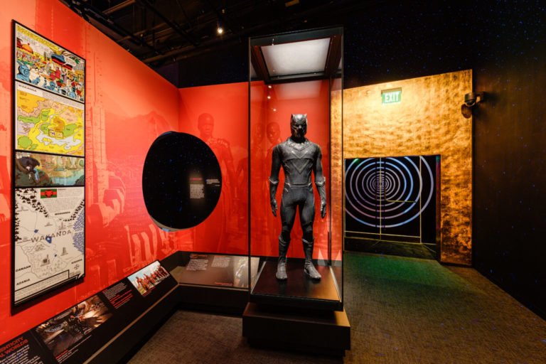 Read more about the article Much-Anticipated Afrofuturism Exhibit Featuring Marvel’s ‘Black Panther’ Suit Opens At NMAAHC
