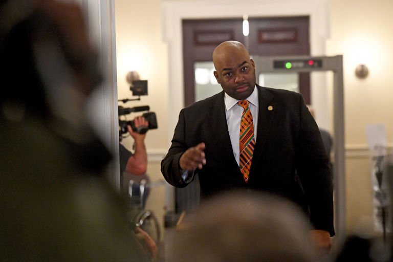 Read more about the article Black Va. lawmakers, NAACP demand ouster of Youngkin’s diversity chief
